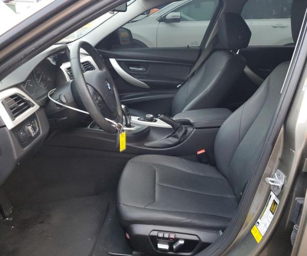 2018 BMW 320