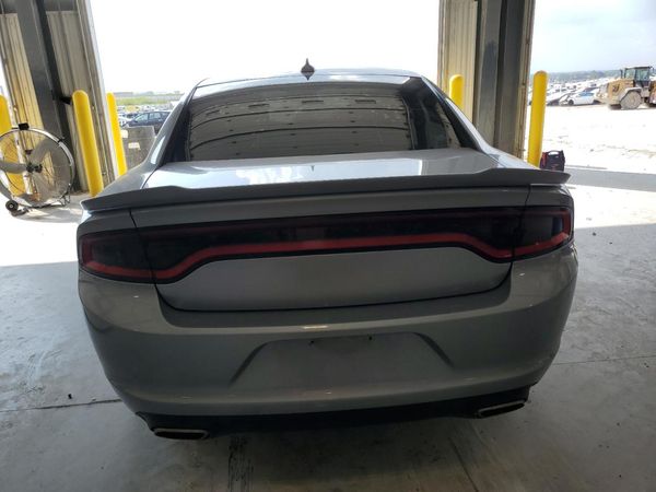 2016 DODGE CHARGER SXT
