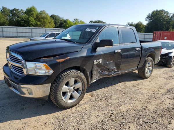 2018 RAM 1500 SLT CREW CAB 4X4