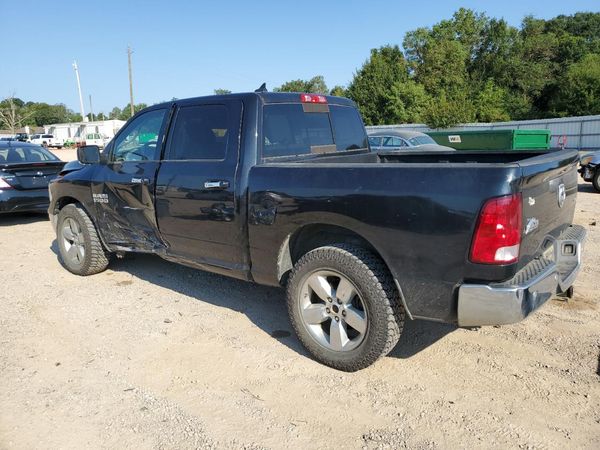 2018 RAM 1500 SLT CREW CAB 4X4