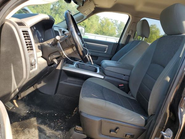 2018 RAM 1500 SLT CREW CAB 4X4