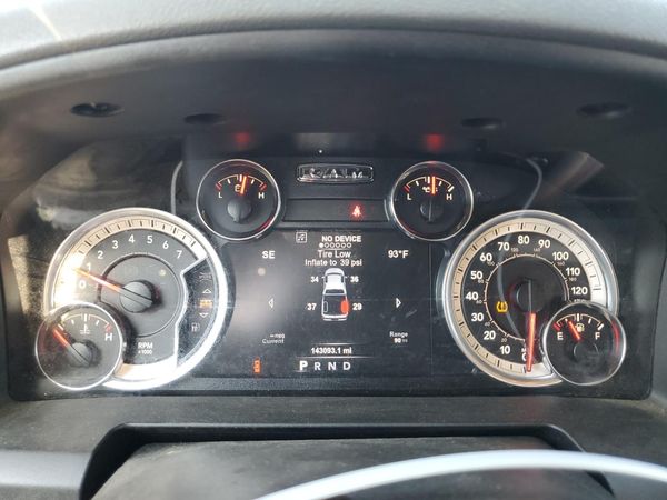 2018 RAM 1500 SLT CREW CAB 4X4