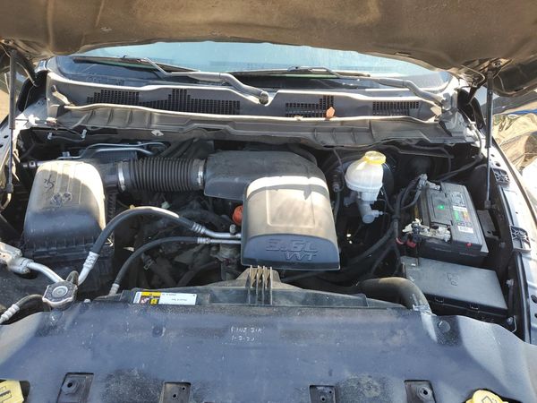 2018 RAM 1500 SLT CREW CAB 4X4