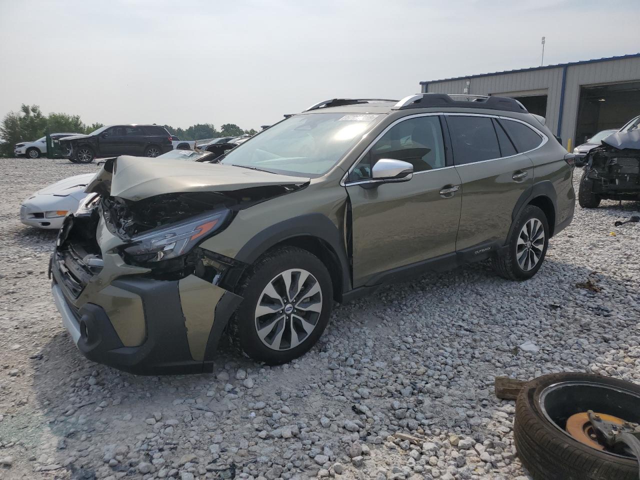 2025 SUBARU OUTBACK