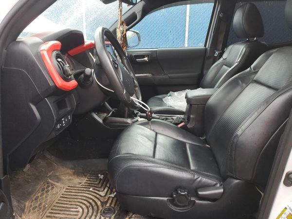 2018 TOYOTA TACOMA
