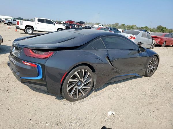 2015 BMW I8