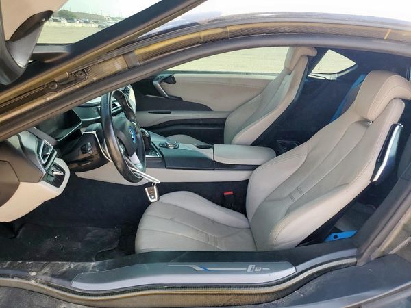 2015 BMW I8