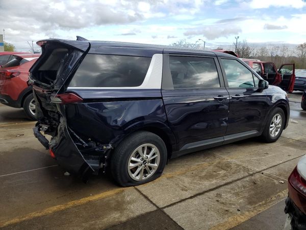 2022 KIA CARNIVAL LX