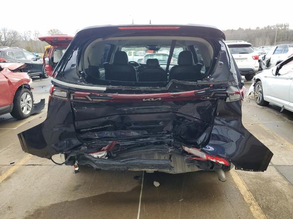 2022 KIA CARNIVAL LX
