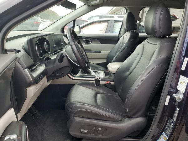2022 KIA CARNIVAL LX