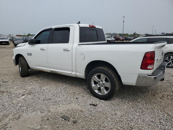 2015 RAM 1500 SLT