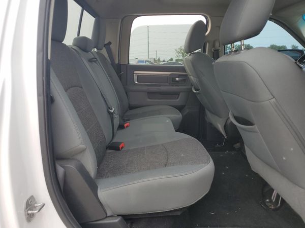 2015 RAM 1500 SLT