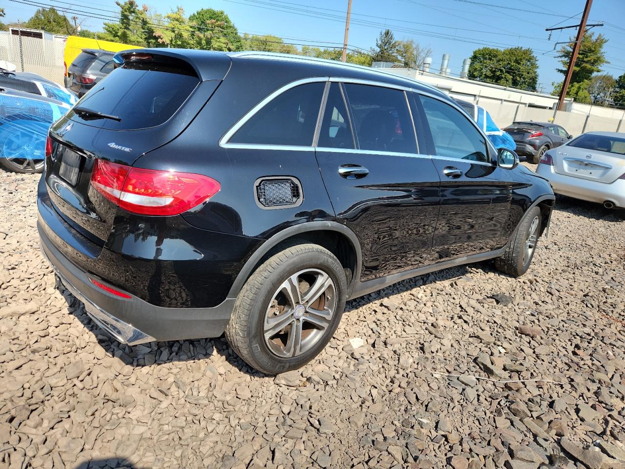 2017 MERCEDES-BENZ GLC 300 4MATIC GLC300 Base-4M