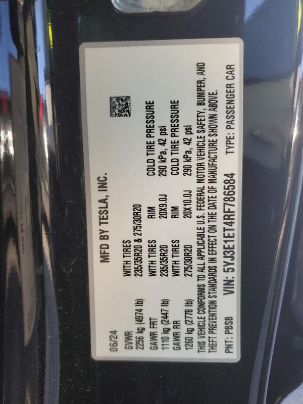 2024 TESLA MODEL 3