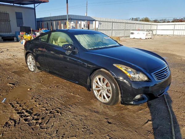 2013 INFINITI G37 — Passenger 3/4