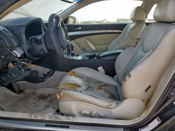 2013 INFINITI G37 — DENT