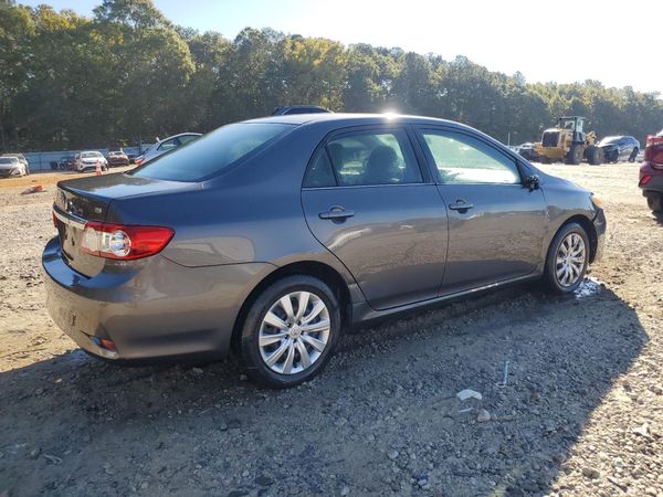 2013 TOYOTA COROLLA