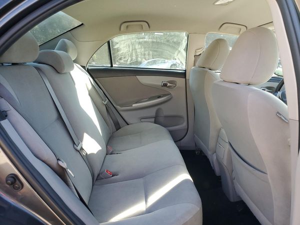 2013 TOYOTA COROLLA