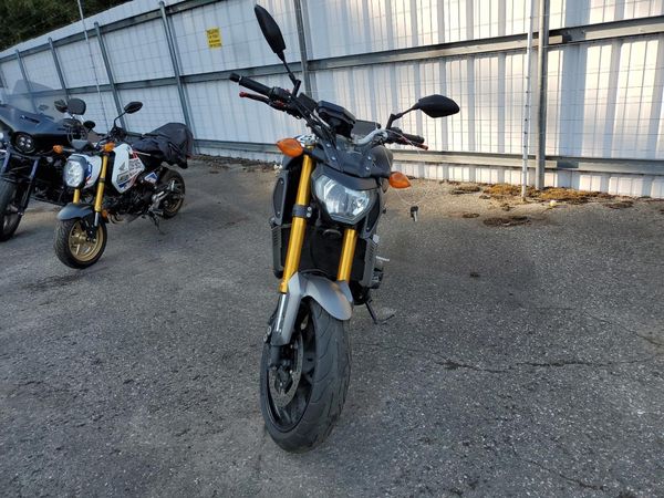 2015 YAMAHA FZ09
