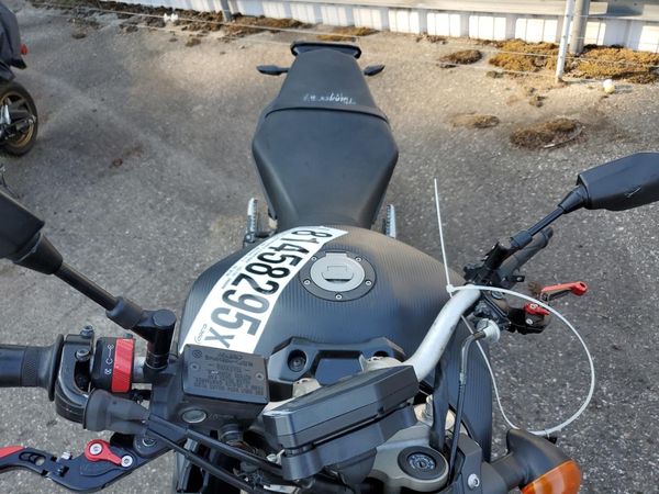 2015 YAMAHA FZ09