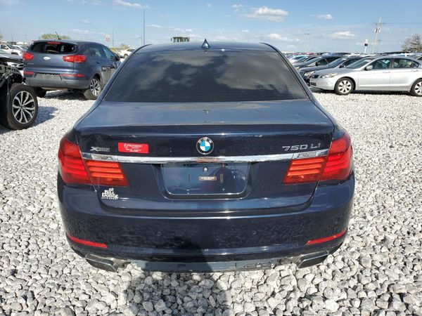2014 BMW 750