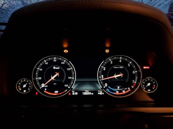 2014 BMW 750