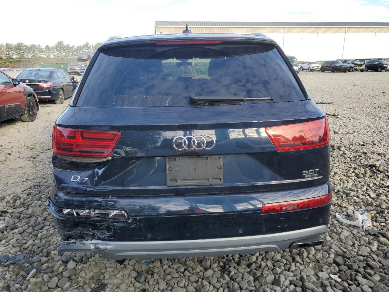 2017 AUDI Q7 quattro Premium