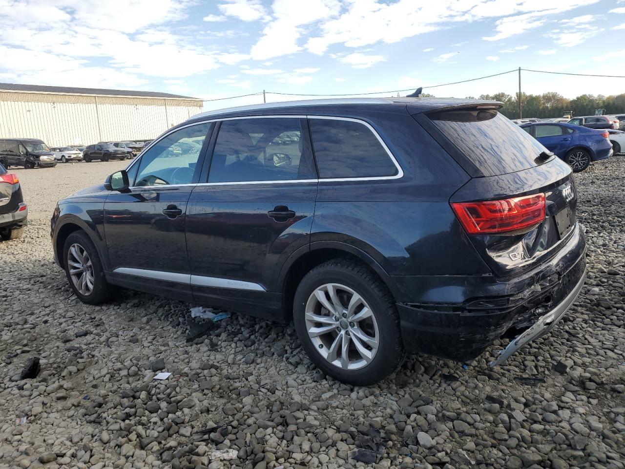 2017 AUDI Q7 quattro Premium