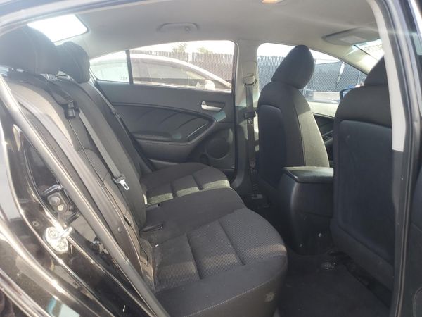 2018 KIA FORTE LX Base
