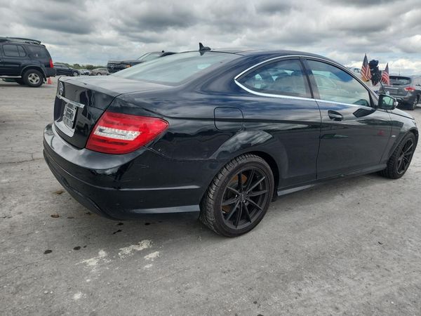 2012 MERCEDES-BENZ C