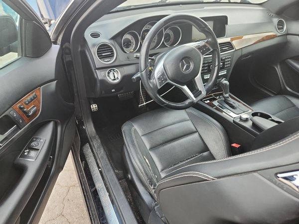 2012 MERCEDES-BENZ C