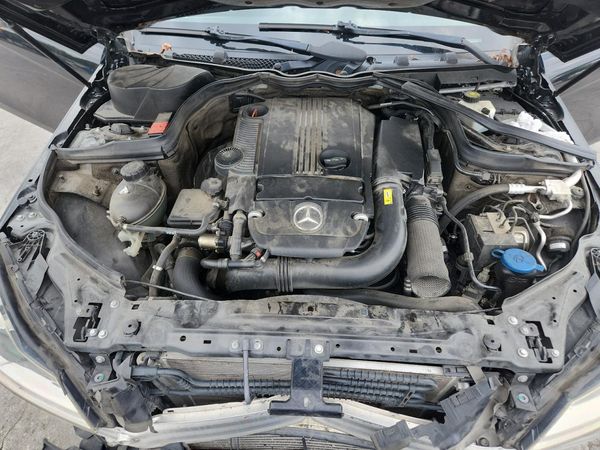 2012 MERCEDES-BENZ C