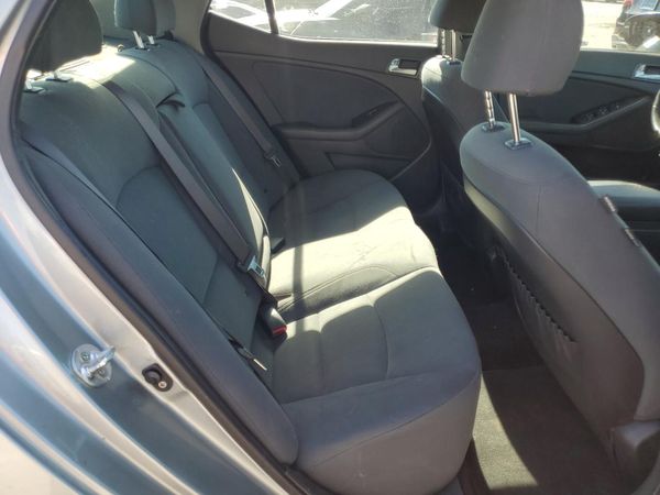 2015 KIA OPTIMA GL - Middle-low