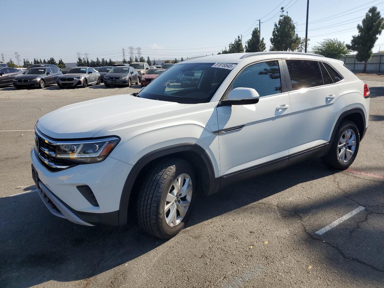 2020 VOLKSWAGEN ATLAS CROSS SPORT 4Motion S — Front 3/4