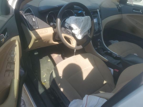 2013 HYUNDAI SONATA