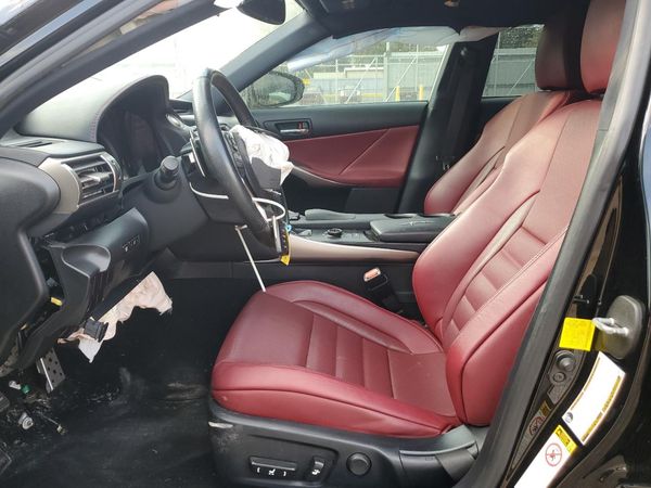 2015 LEXUS IS