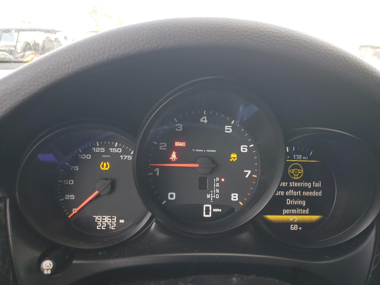2017 PORSCHE MACAN