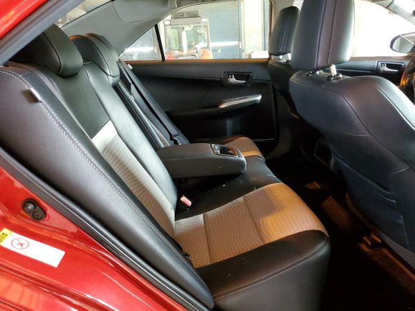 2012 TOYOTA CAMRY