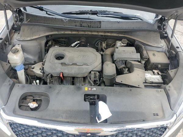 2017 KIA SORENTO L, LX