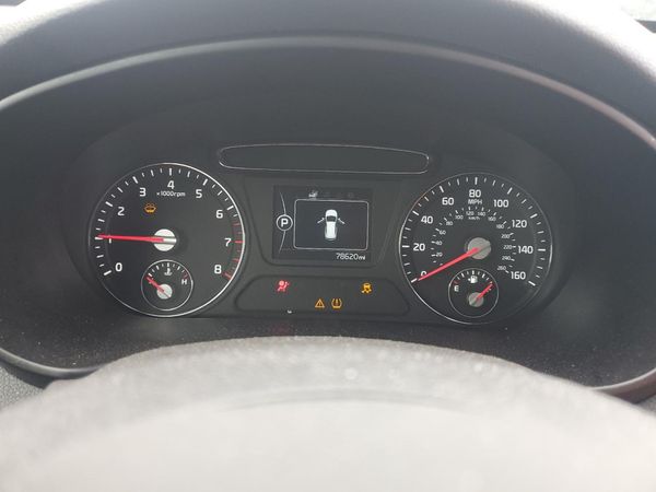 2017 KIA SORENTO L, LX