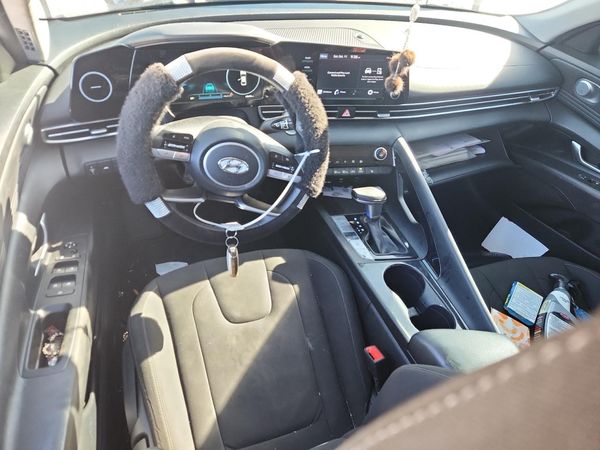 2021 HYUNDAI ELANTRA SEL