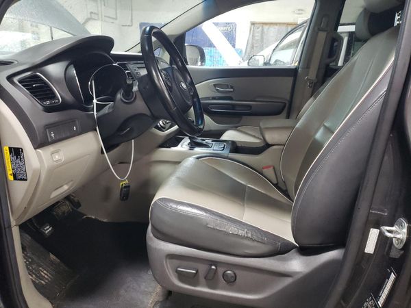 2016 KIA SEDONA