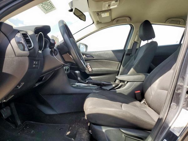 2015 MAZDA 3