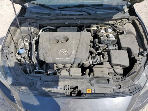 2015 MAZDA 3