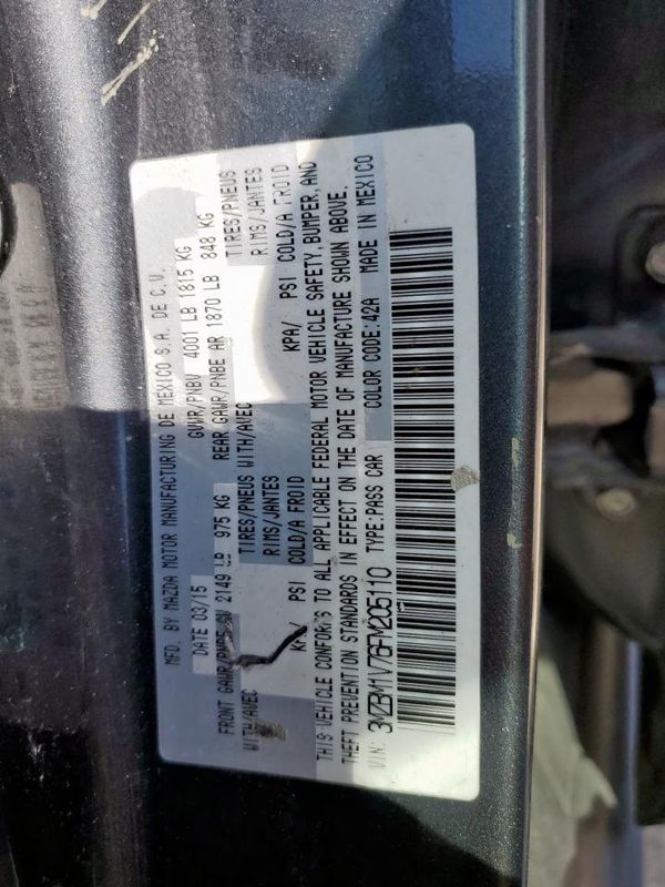 2015 MAZDA 3