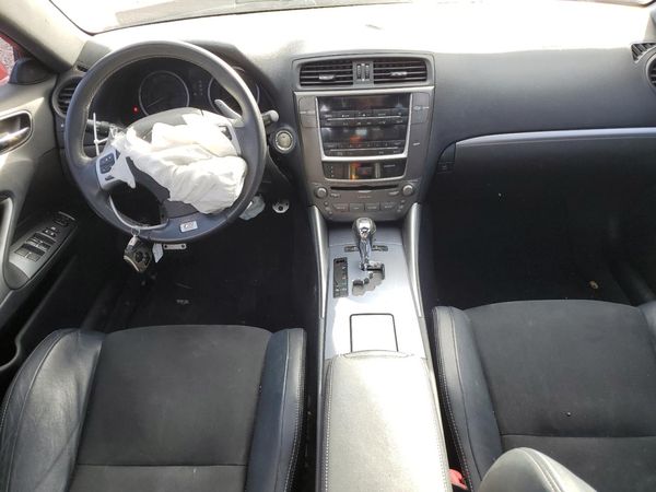 2013 LEXUS IS