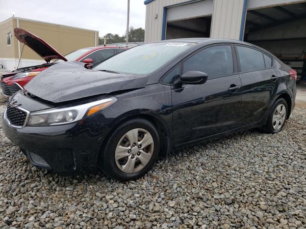 2017 KIA FORTE