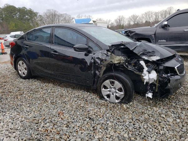 2017 KIA FORTE