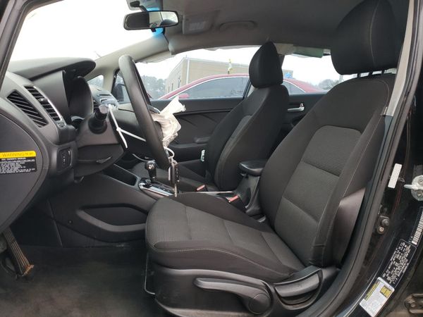 2017 KIA FORTE