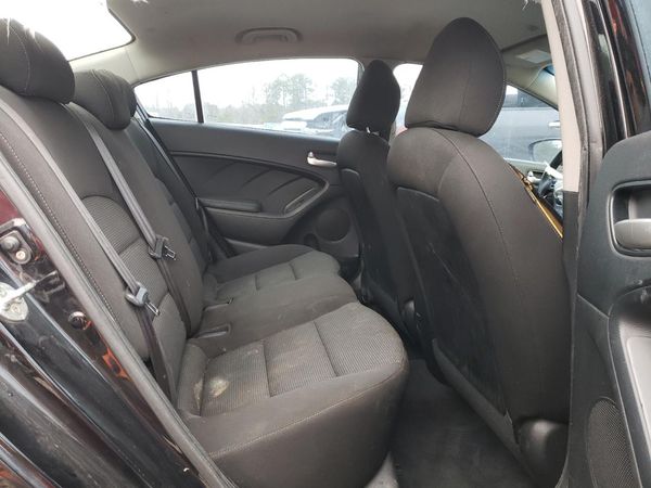 2017 KIA FORTE